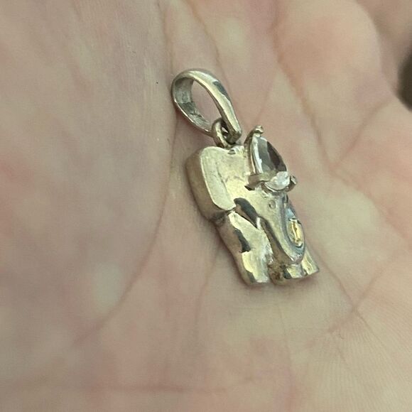 Unique Sterling Silver & CZ Elephant Pendant - Picture 3 of 5
